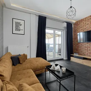 Stylish Kosciuszki Near The Market Square With Free Garage By Renters Apartament